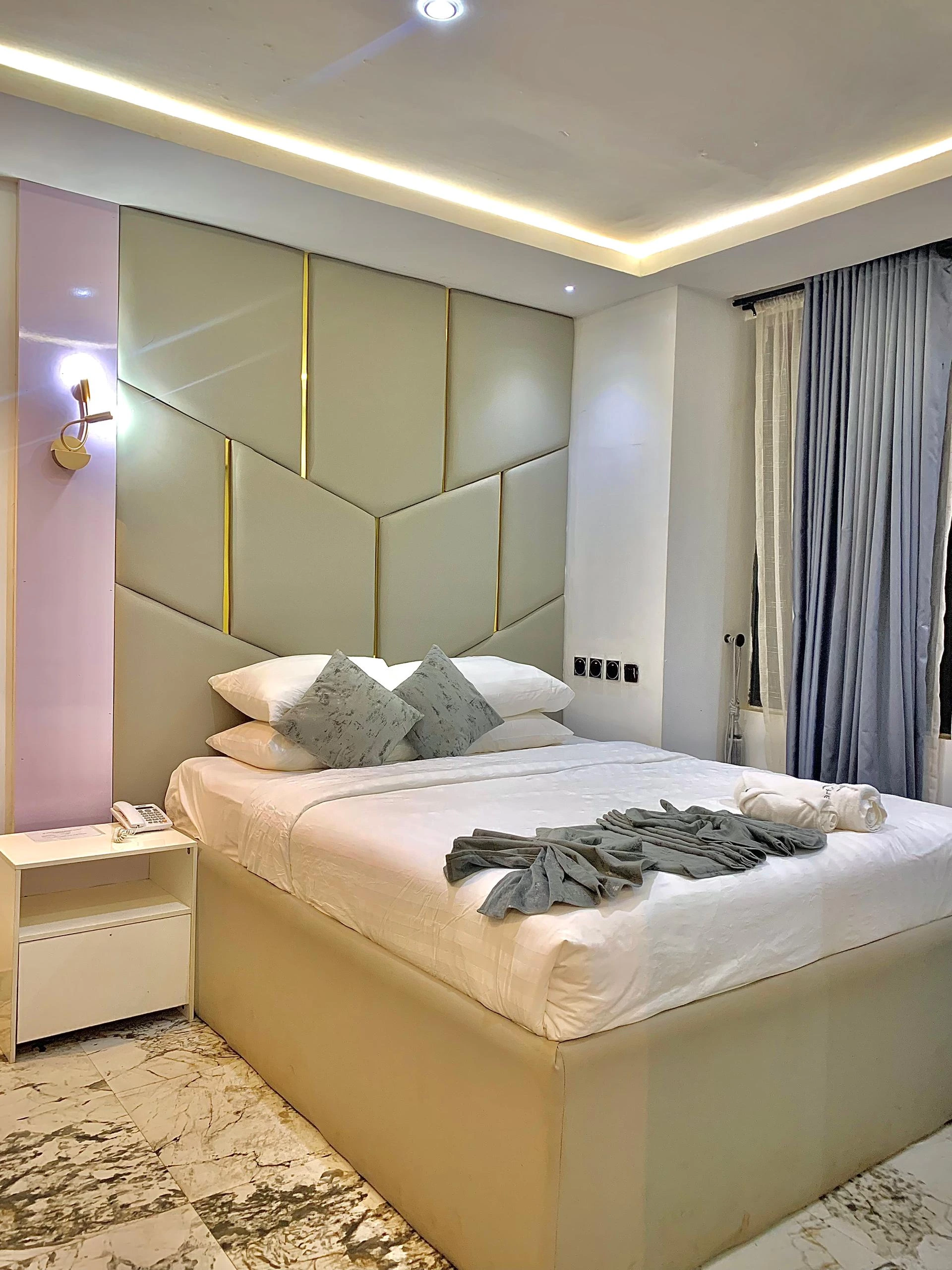 STANDARD EXTRA ROOM