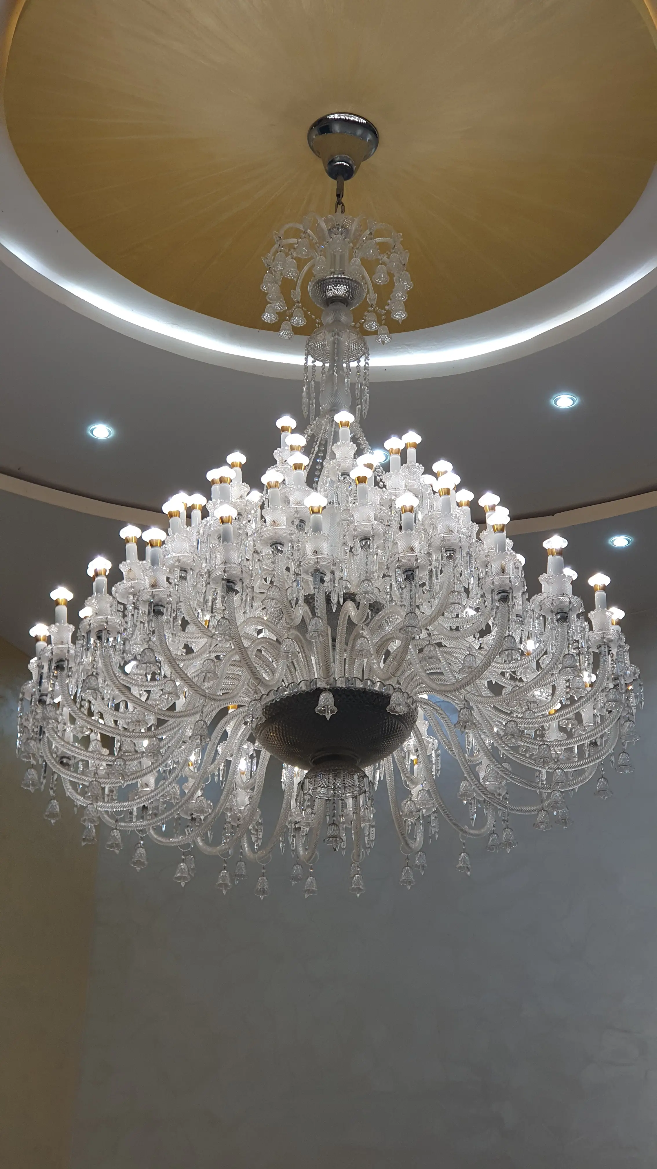 Chandelier design Demartin Hotel