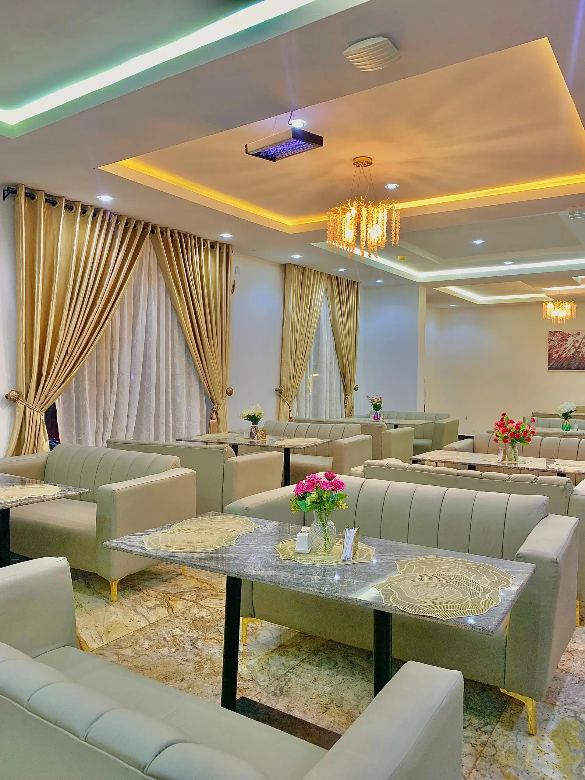 Demartin Mirage Hotel Restaurant in Nsukka